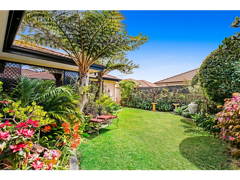 52 Wood Drive, Middle Ridge QLD 4350
