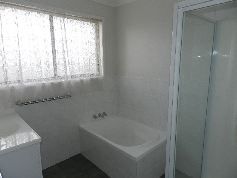 22 Orchid Street, Centenary Heights QLD 4350