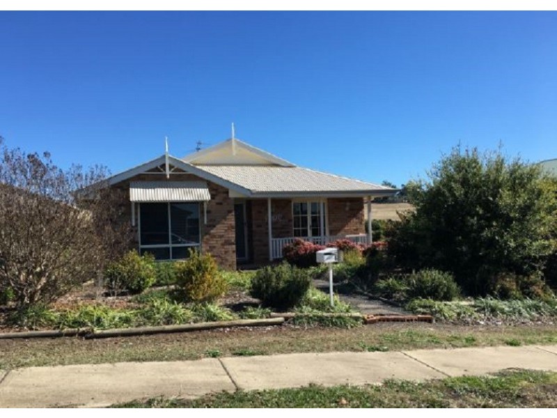 6 Curlew Street, Meringandan West QLD 4352