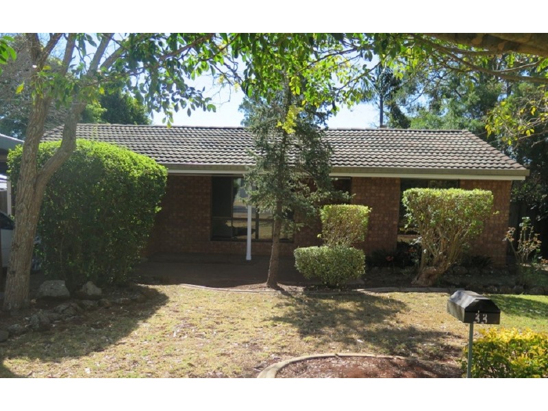 33 Rachel Street, Darling Heights QLD 4350