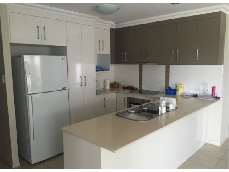 1/11 Boxsall Street, Newtown QLD 4350