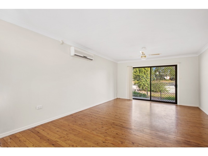 9 Teesdale Avenue, Newtown QLD 4350