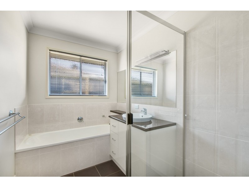 11 Sandalwood Drive, Glenvale QLD 4350