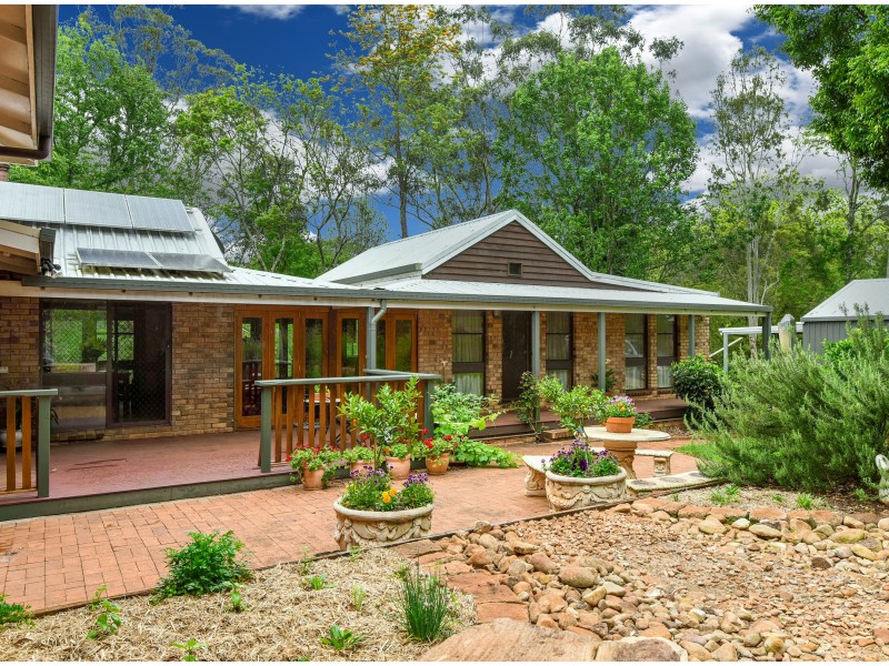 24 Culliford Drive, Middle Ridge QLD 4350