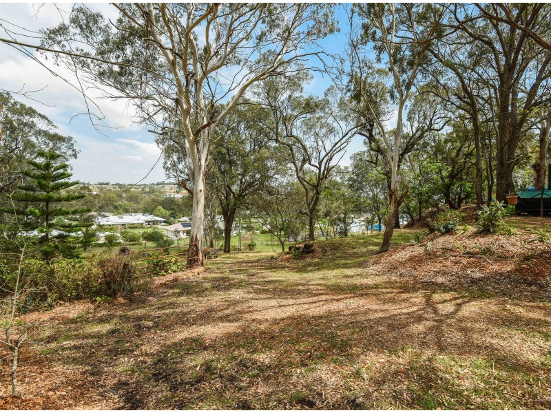 60 Cumner Road, Torrington QLD 4350