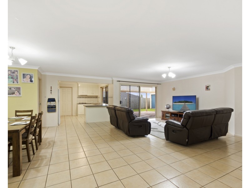 27 Girrawheen Street, Rangeville QLD 4350