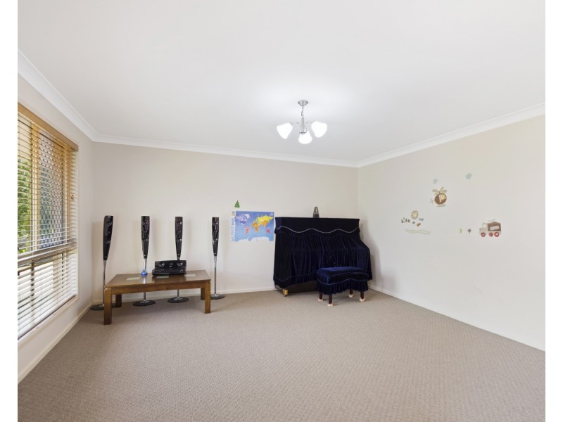 27 Girrawheen Street, Rangeville QLD 4350