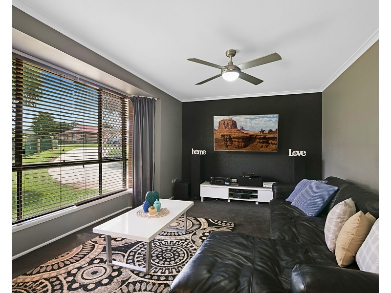 13 Bottlebrush Court, Glenvale QLD 4350