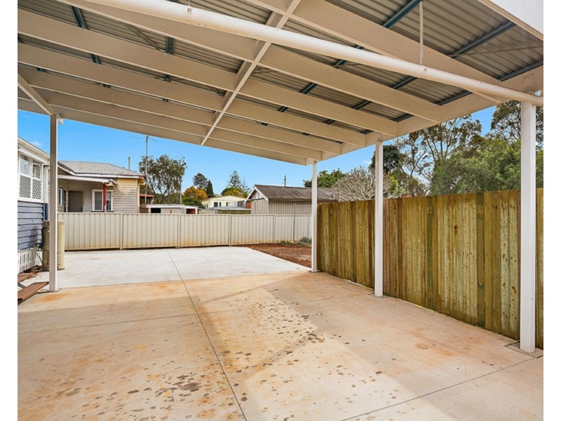 101 Hill Street, Newtown QLD 4350