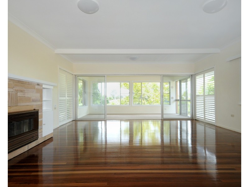 2F James Street, Rangeville QLD 4350