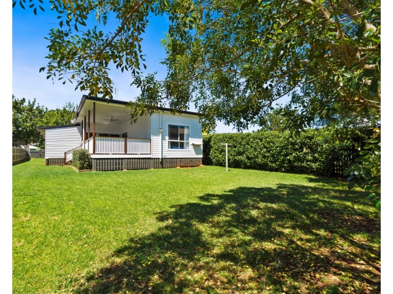 13 Leonard Street, East Toowoomba QLD 4350