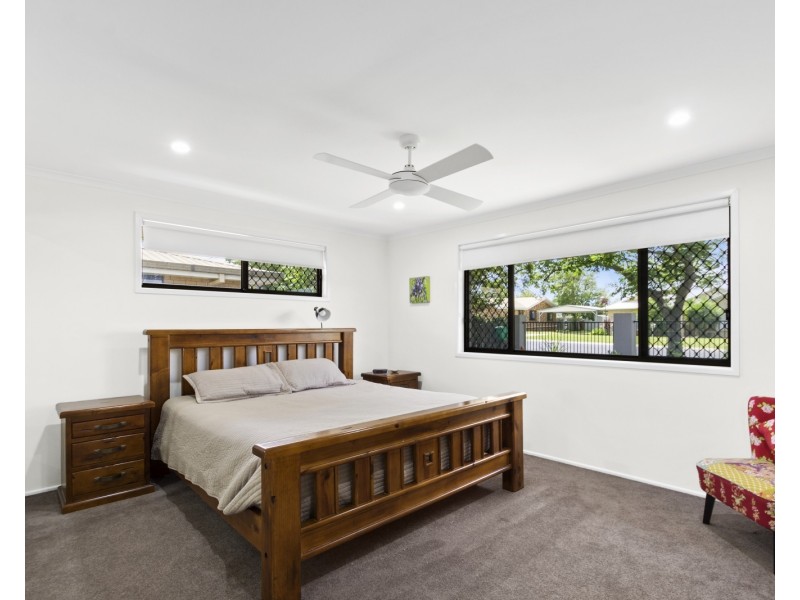 7 Lotus Crescent, Centenary Heights QLD 4350