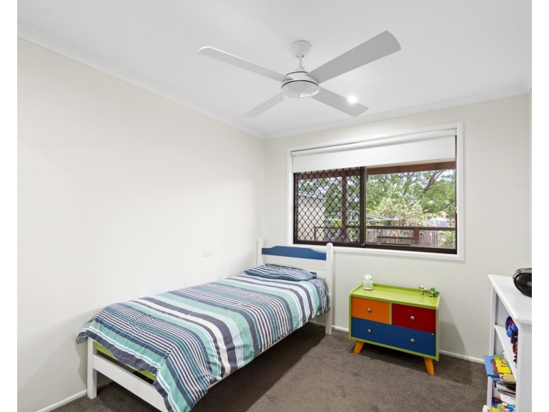 7 Lotus Crescent, Centenary Heights QLD 4350