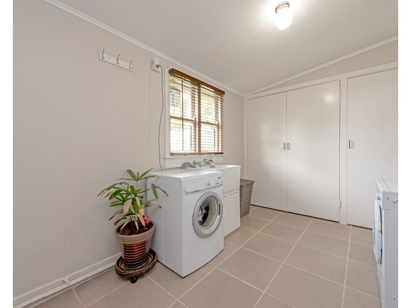 15 Queen Street, East Toowoomba QLD 4350