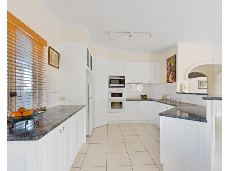 6 Parkland Close, Rangeville QLD 4350