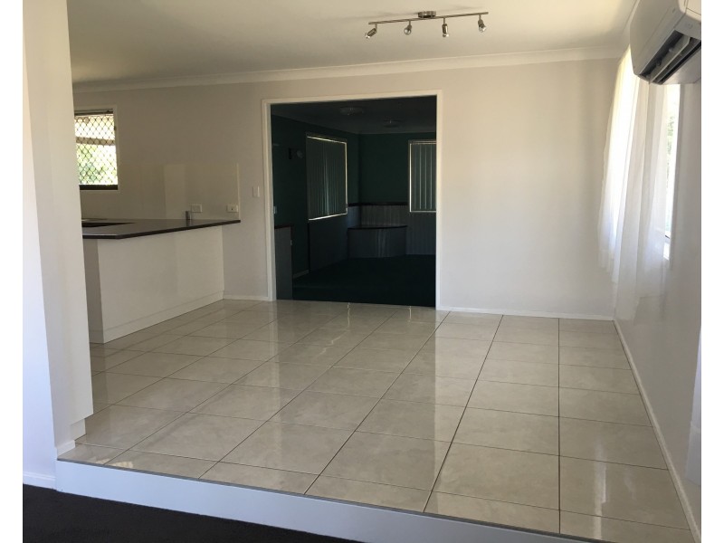 12 Elliott Street, Kearneys Spring QLD 4350