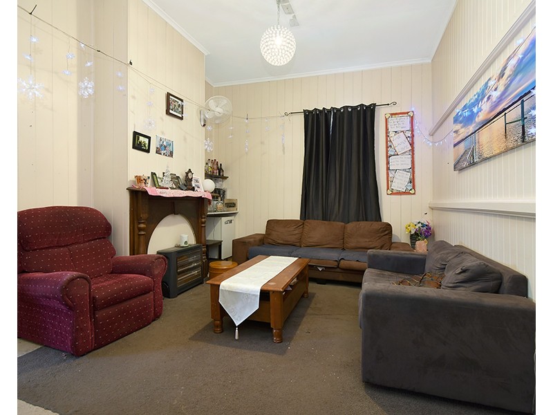 338 Bridge Street, Wilsonton QLD 4350