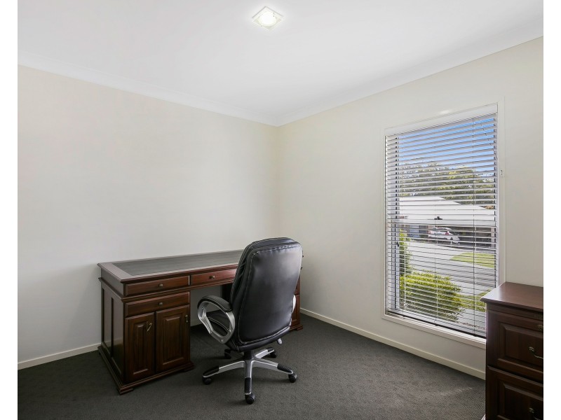2/22 Piccadilly Court, Mount Lofty QLD 4350