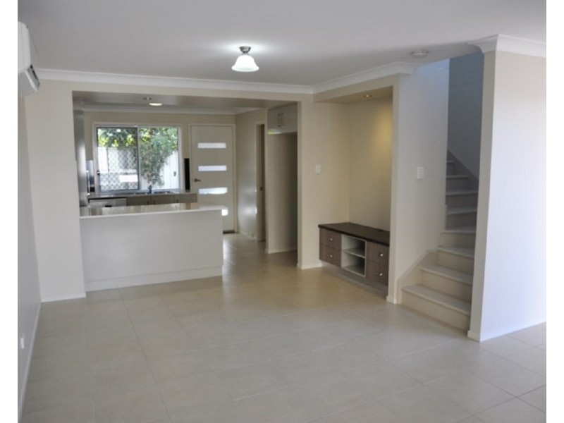 4/373 Greenwattle Street, Wilsonton QLD 4350