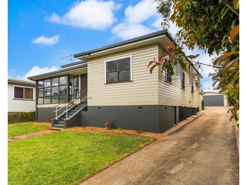 34 Underwood Crescent, Harristown QLD 4350