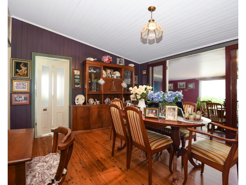 180 Jellicoe Street, Newtown QLD 4350