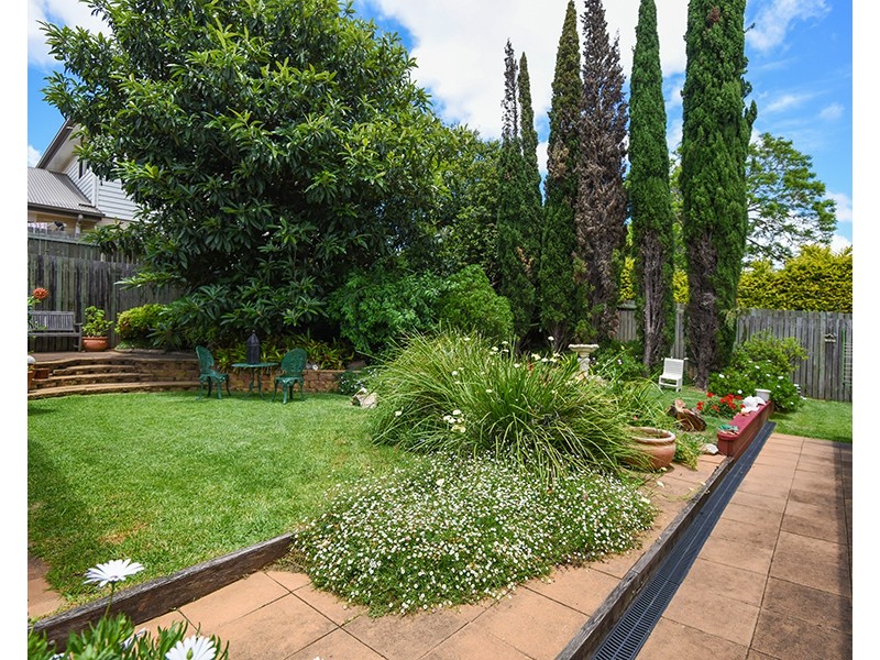 180 Jellicoe Street, Newtown QLD 4350