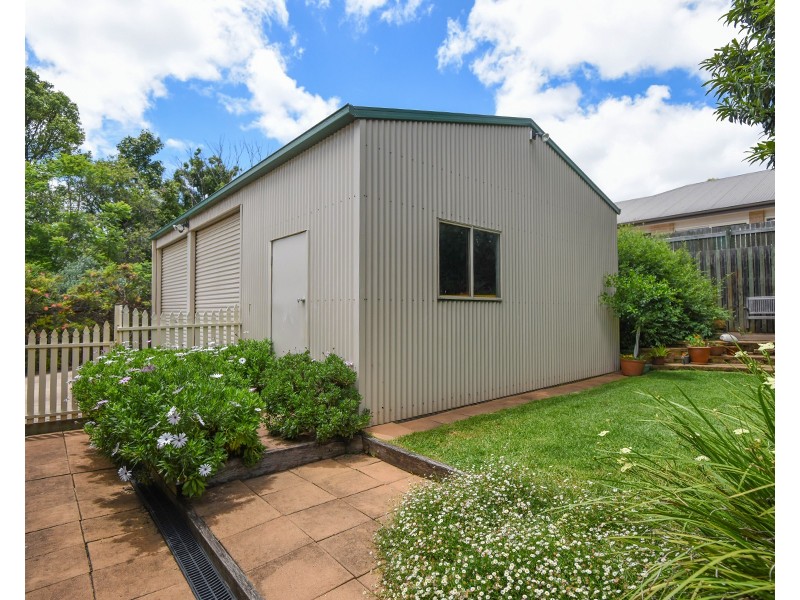 180 Jellicoe Street, Newtown QLD 4350