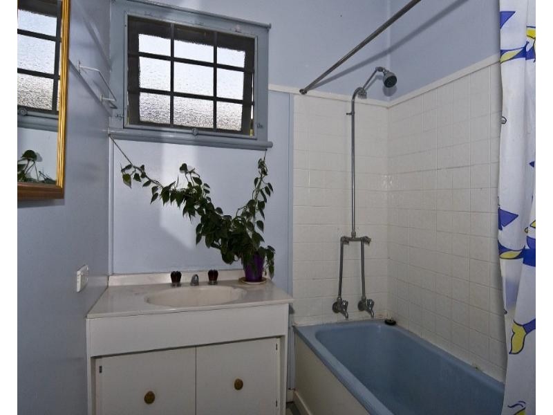 46 Holberton Street, Rockville QLD 4350