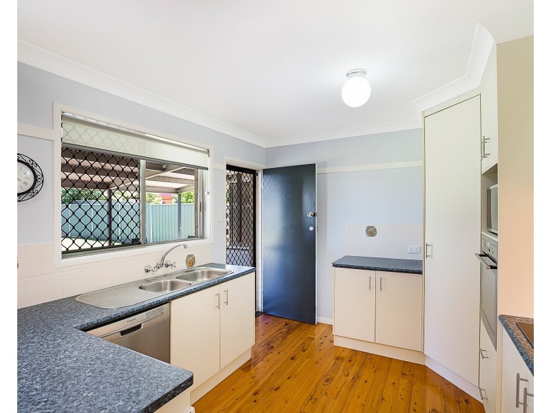 33 Cleary Street, Centenary Heights QLD 4350