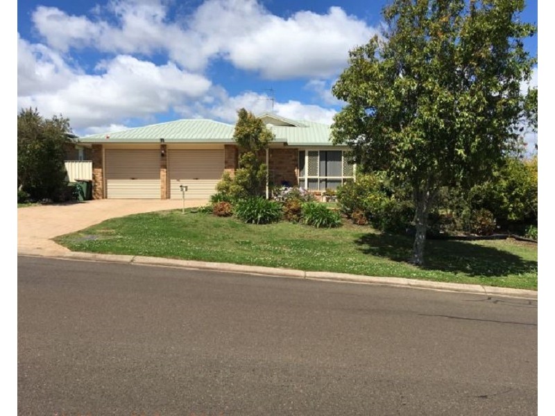 34 Catalina Drive, Wilsonton QLD 4350