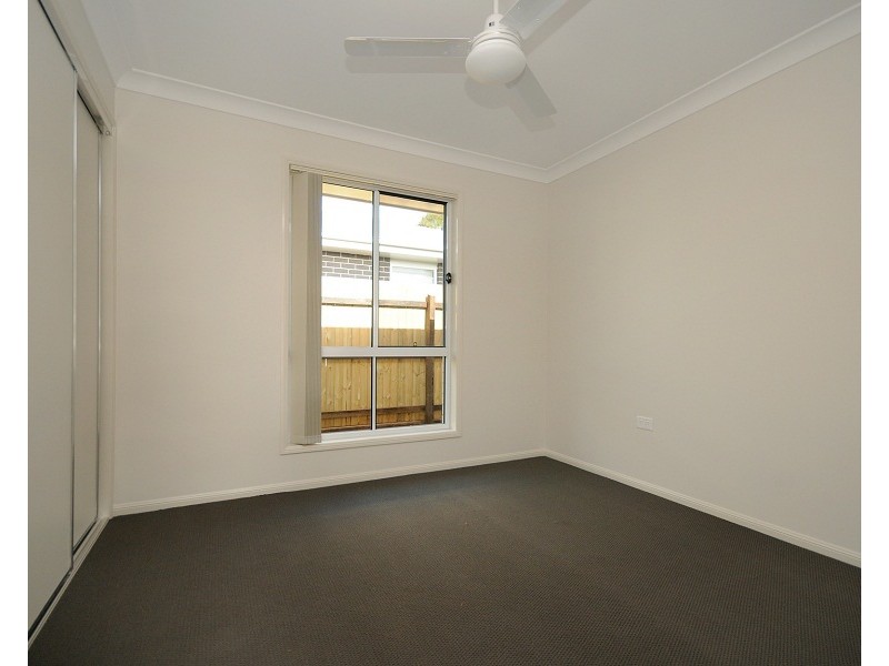 2/10 McDowall Street, Newtown QLD 4350