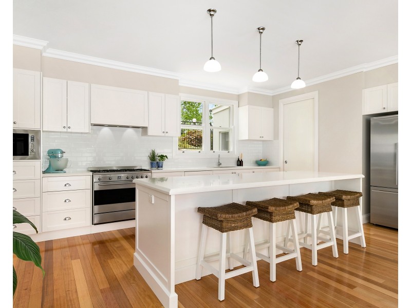 6 Perth Street, Rangeville QLD 4350