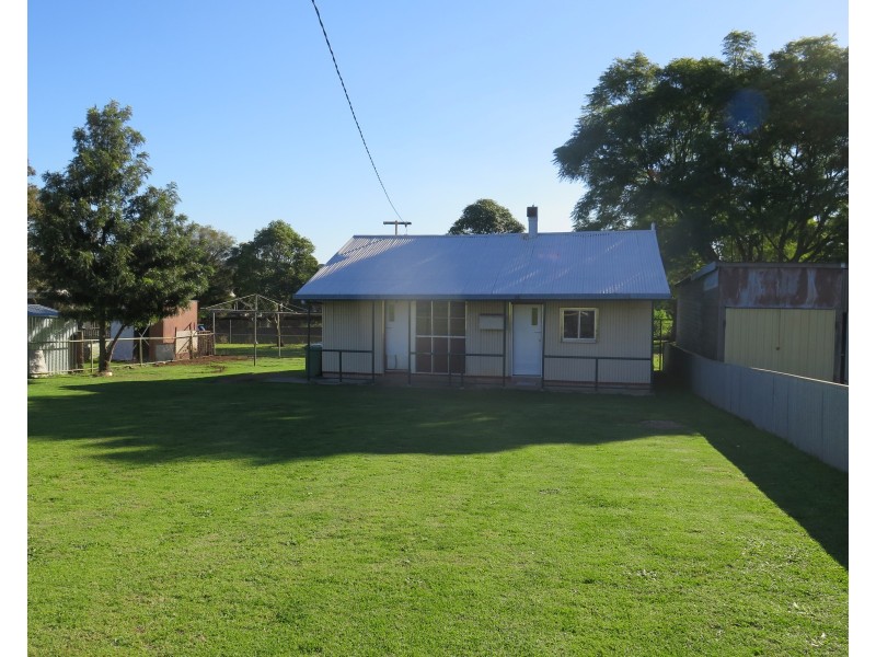 17 Hagan Street, North Toowoomba QLD 4350