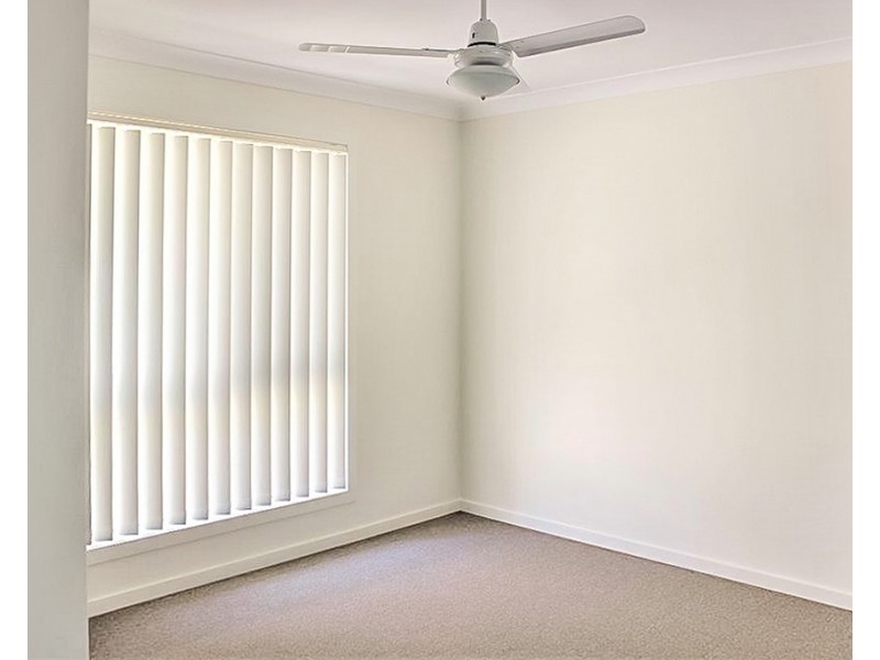 4 Preston Court, Glenvale QLD 4350