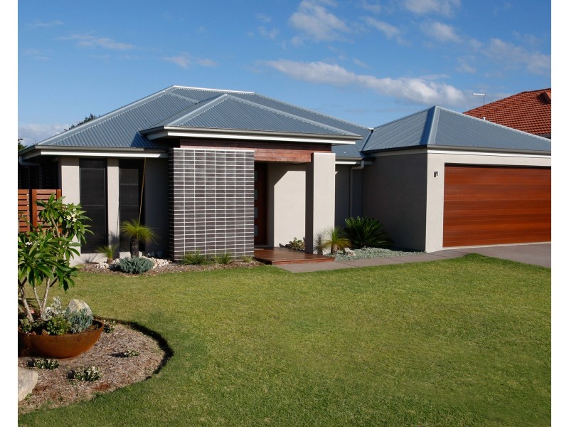 39 Calypso Crescent, Middle Ridge QLD 4350