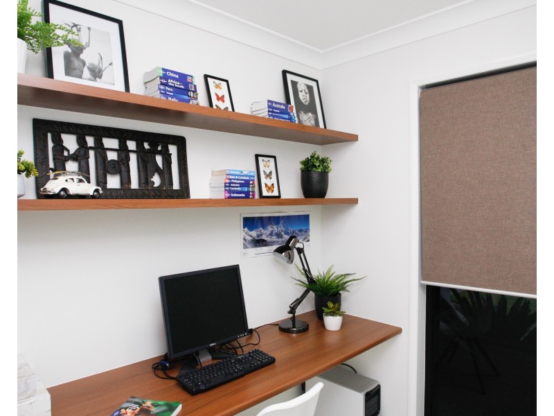 39 Calypso Crescent, Middle Ridge QLD 4350