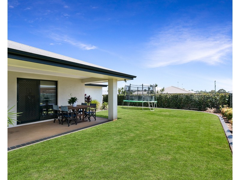 39 Bouganvillea Drive, Middle Ridge QLD 4350