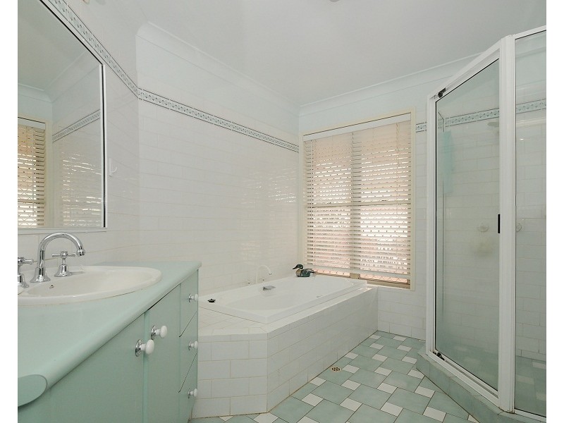 5 Pigott Drive, Rangeville QLD 4350