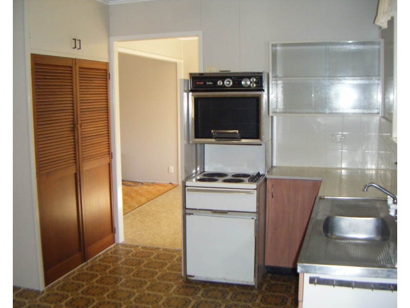 11 Olsen Street, Rangeville QLD 4350