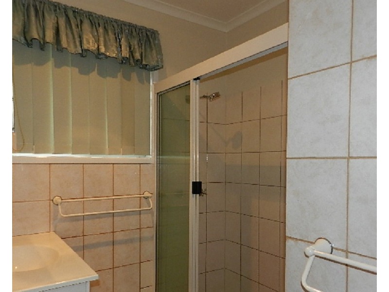10 Chelsea Court, Centenary Heights QLD 4350