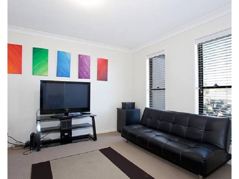 9 Kurrawa Crescent, Glenvale QLD 4350