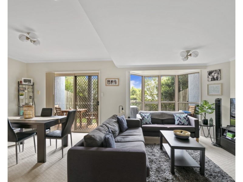 6/247 Herries Street, Newtown QLD 4350