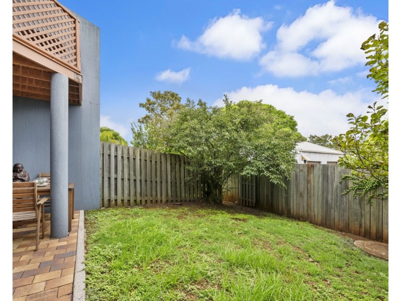6/247 Herries Street, Newtown QLD 4350
