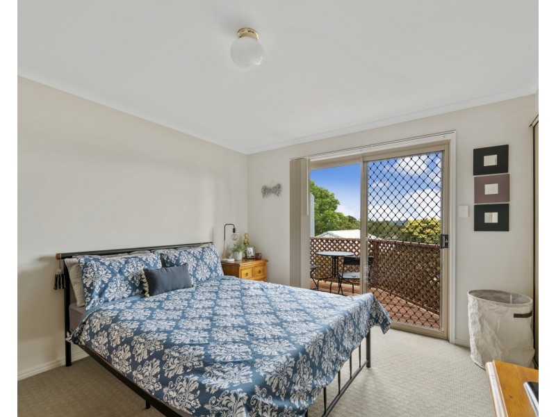 6/247 Herries Street, Newtown QLD 4350