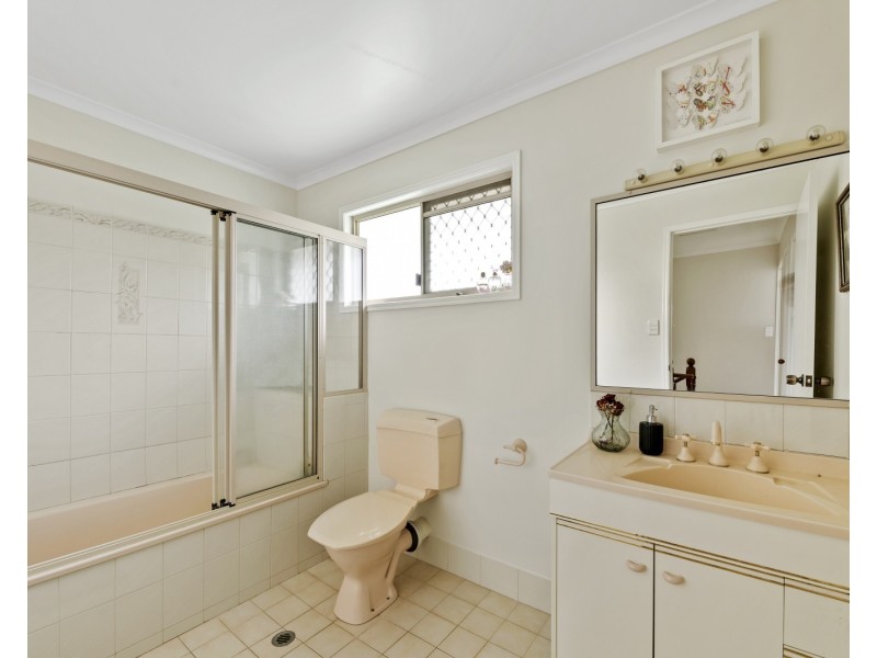 6/247 Herries Street, Newtown QLD 4350
