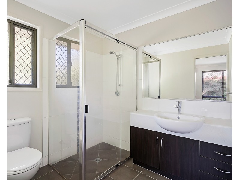 310 Ramsay Street., Middle Ridge QLD 4350