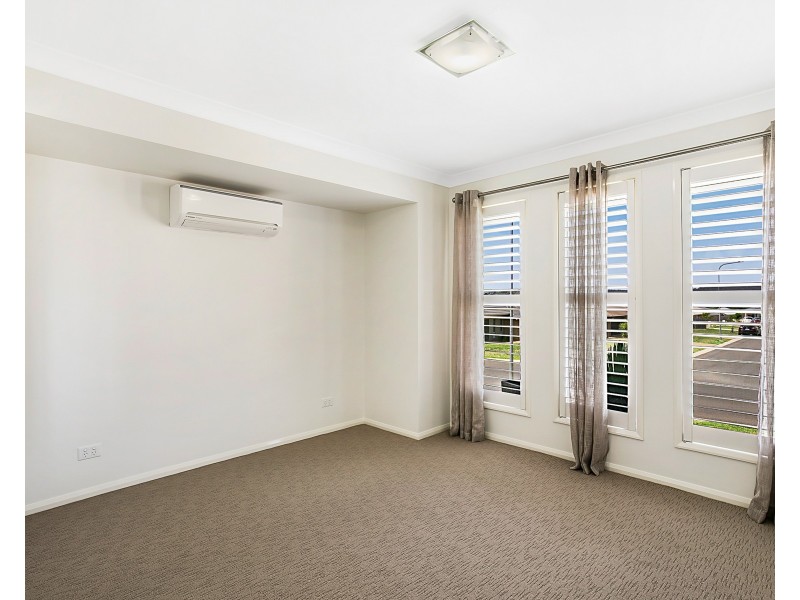 7 Huon Drive, Glenvale QLD 4350