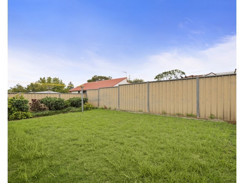 1/12 Riethmuller Street, Kearneys Spring QLD 4350