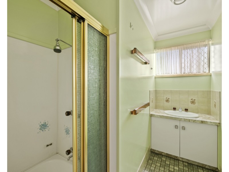 1/12 Riethmuller Street, Kearneys Spring QLD 4350