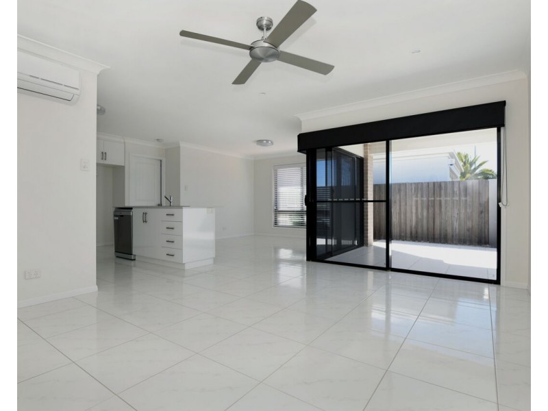 2/171  Nelson Street, Kearneys Spring QLD 4350